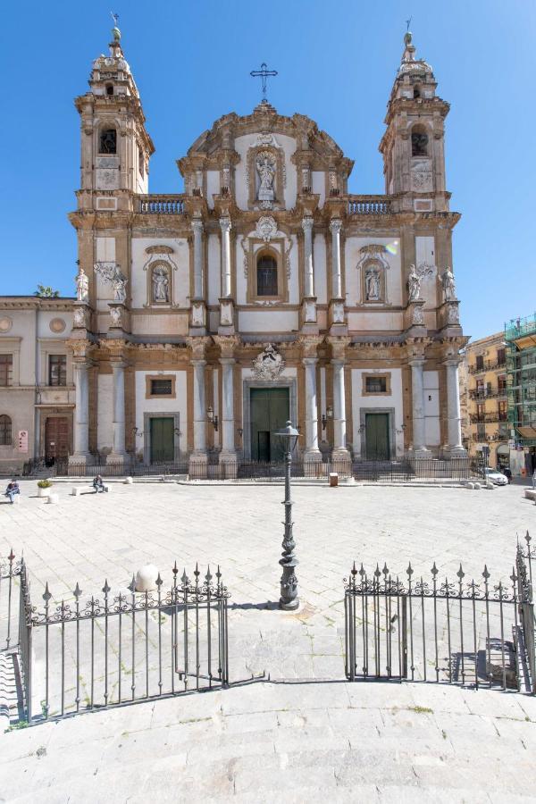 Casa Valverde In Centro Storico By Wonderful Italy パレルモ エクステリア 写真